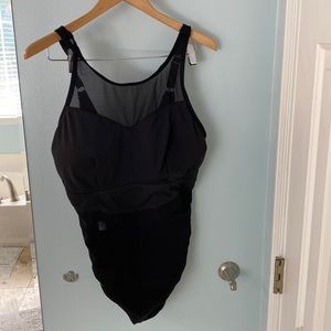 Cupshe black swim suit